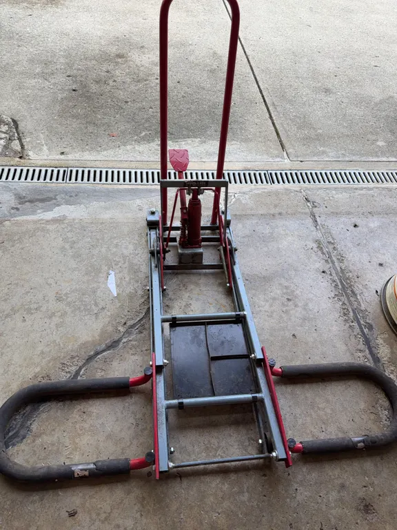 Pro Lift Lawnmower Lift