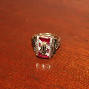 10K Gold University Class Ring