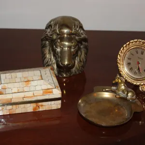 Clock, Box & Décor