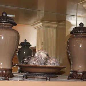 Decorative Urns & Centerpiece