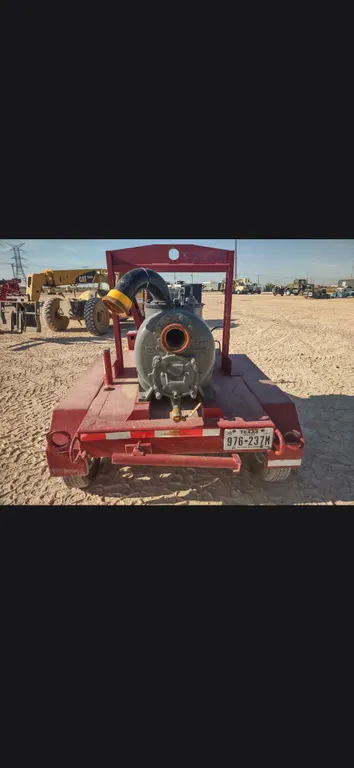 2011 GORMAN RUPP T-4 SELF PRIMING CENTRIFUGAL TRAILER MOUNTED PUMP