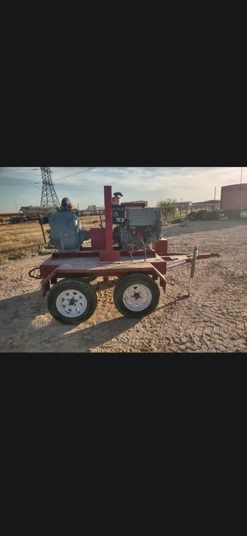 2011 GORMAN RUPP T-4 SELF PRIMING CENTRIFUGAL TRAILER MOUNTED PUMP