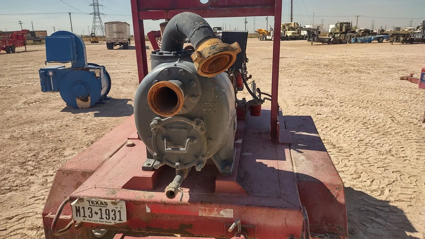 2011 GORMAN RUPP T-4 SELF PRIMING CENTRIFUGAL TRAILER MOUNTED PUMP