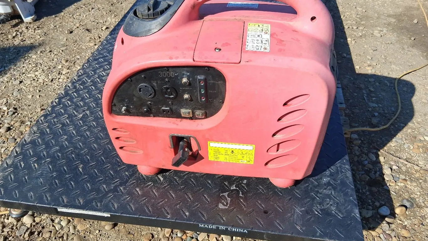 XG-SF3000 Gasoline Generator (Unknown Running Condition)