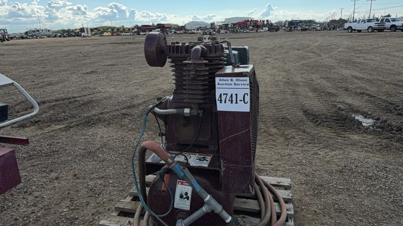 POWERFIST 2 STAGE AIR COMPRESSOR-NOT RUNNING W/ HONDA 11 HP MOTOR, HOSE