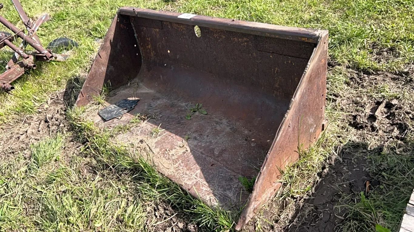 5' SMOOTH BUCKET