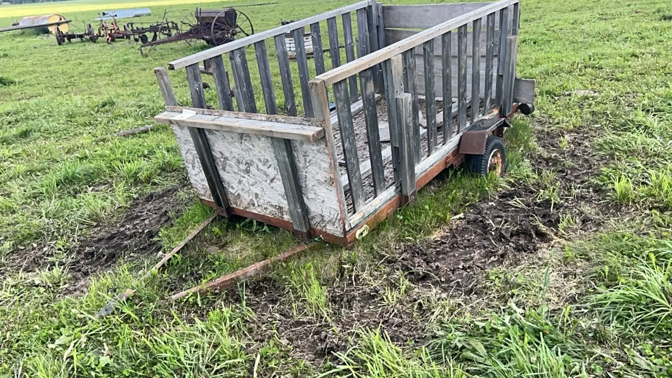 47"Wx7'L S/A UTILITY TRAILER