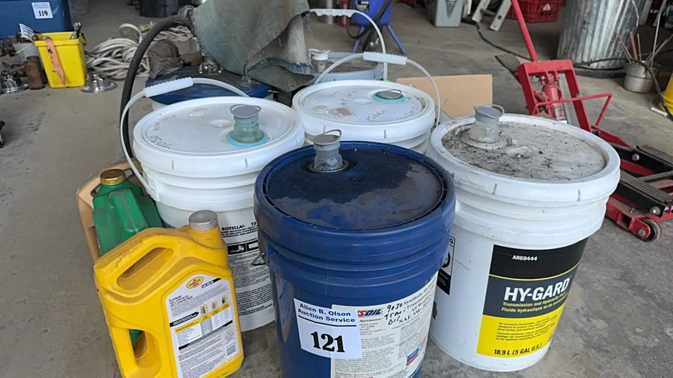 ASSORT OILS