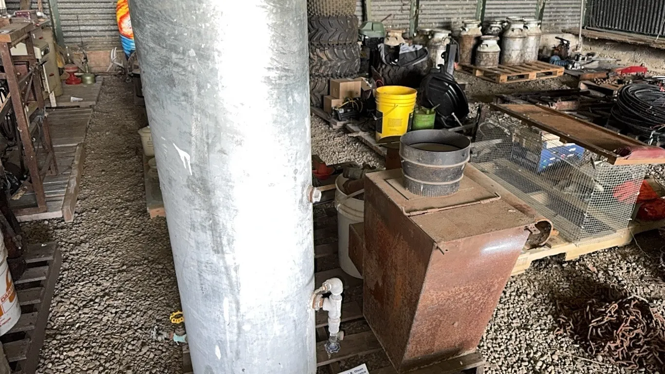 VINTAGE WATER TANK HEATER, SEVERAL PRESSURE TANKS, ROUTER TABLE & MORE