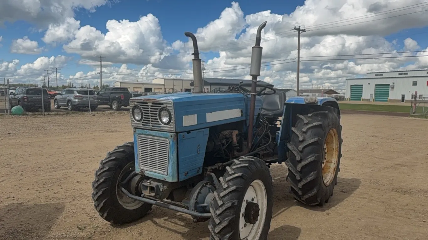 1983 UTB 445 DT MFWA TRACTOR - s/n 411003