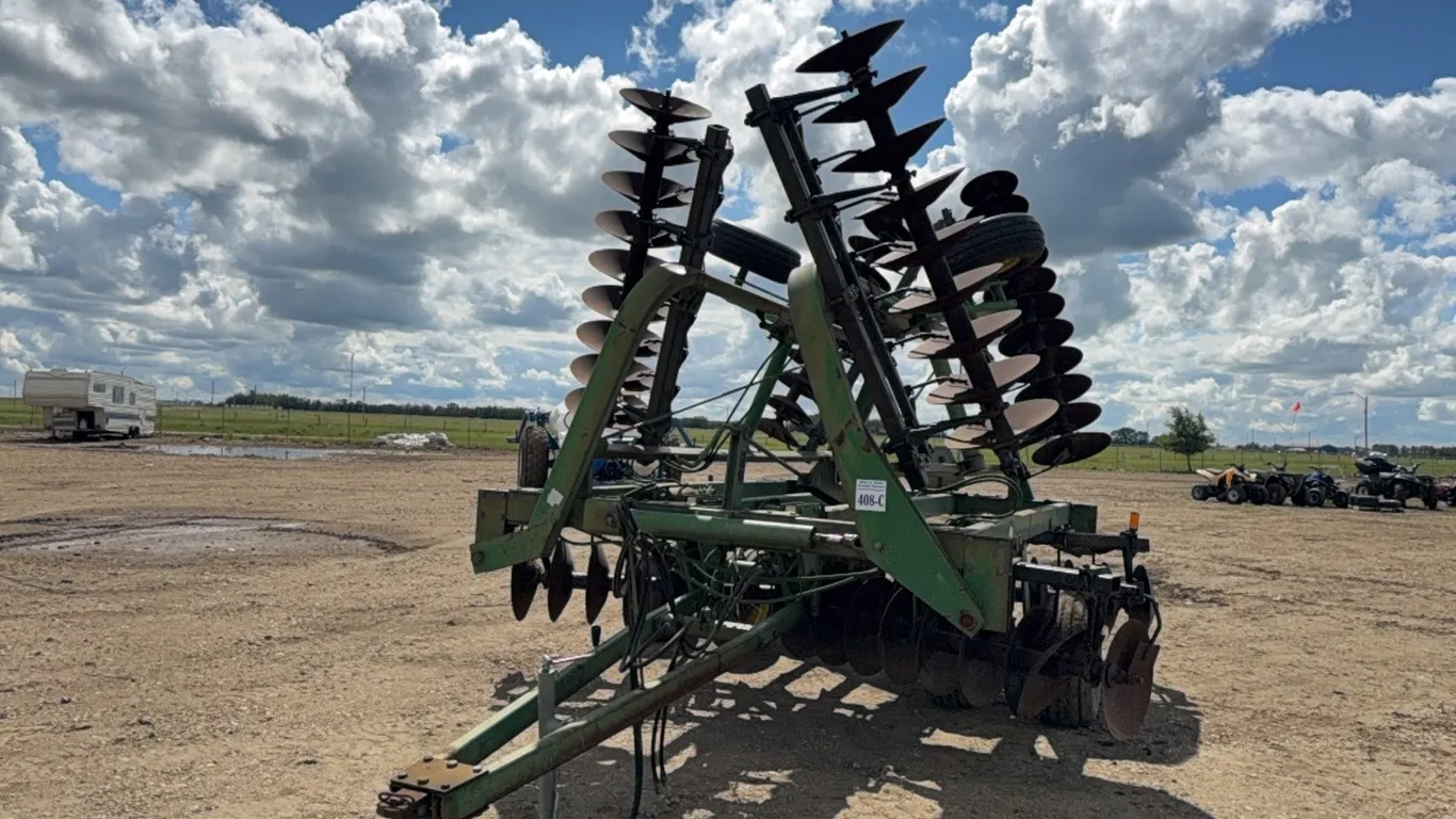 JD 235 26' TANDEM PT DISC - s/n A00235F013968