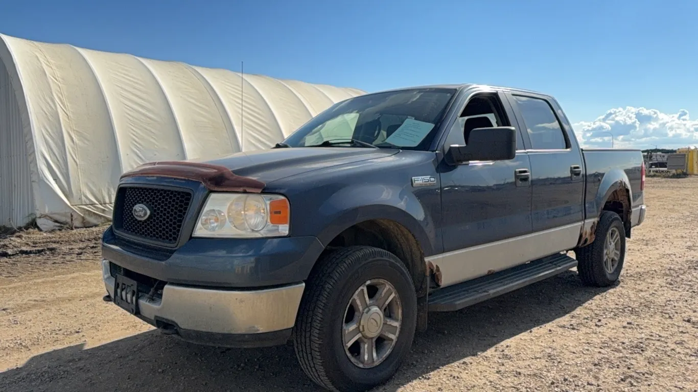 2005 FORD F150 4WD SUPERCREW TRUCK - VIN: 1FTPW14595FA55995 - REGISTRATION IN OFFICE