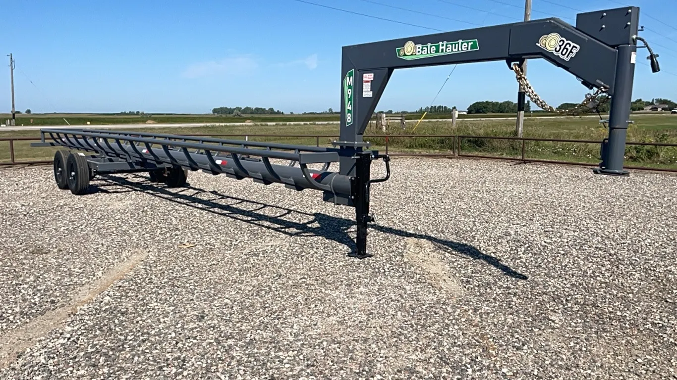 ID 4791 IA 36F Bale Hauler