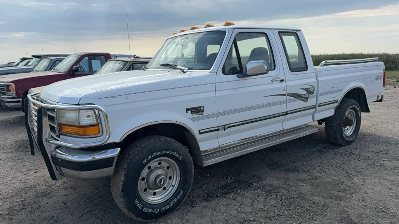 ID 4767 1997 Ford F250