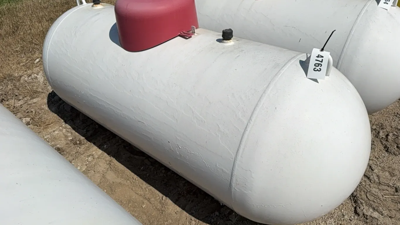 ID 4763 250gal Propane Tank