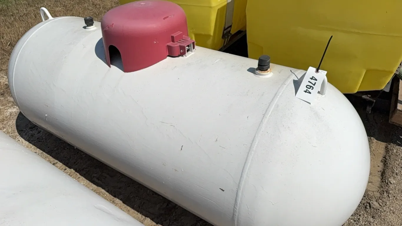 ID 4764 250gal Propane Tank