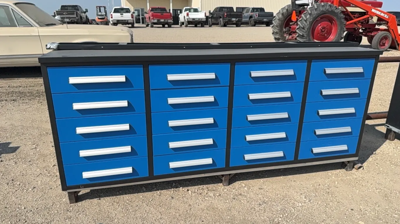 ID 9410 Unused 7ft Tool Cabinet