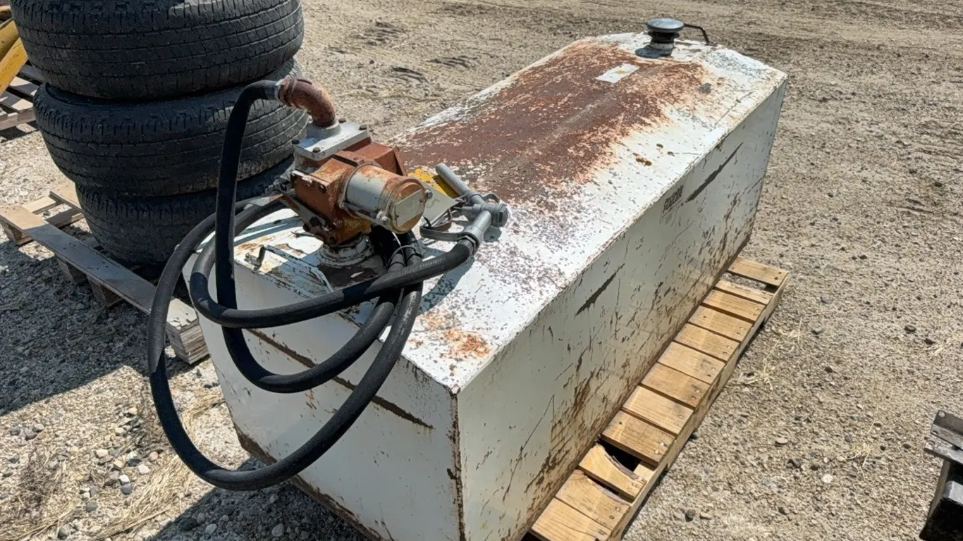 ID 4692 O'day Portable Fuel Tank w/Pump