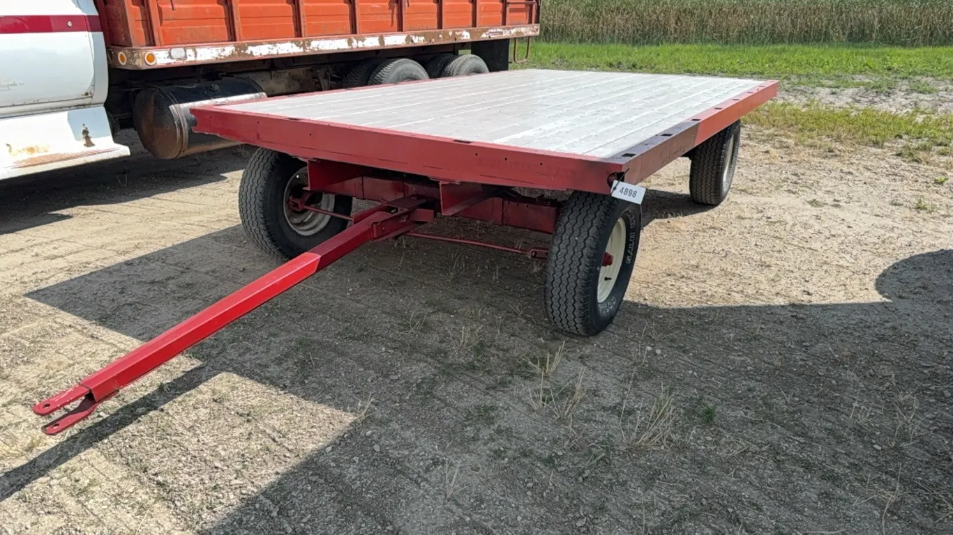 ID 4898 4 Wheel Flatbed Trailer