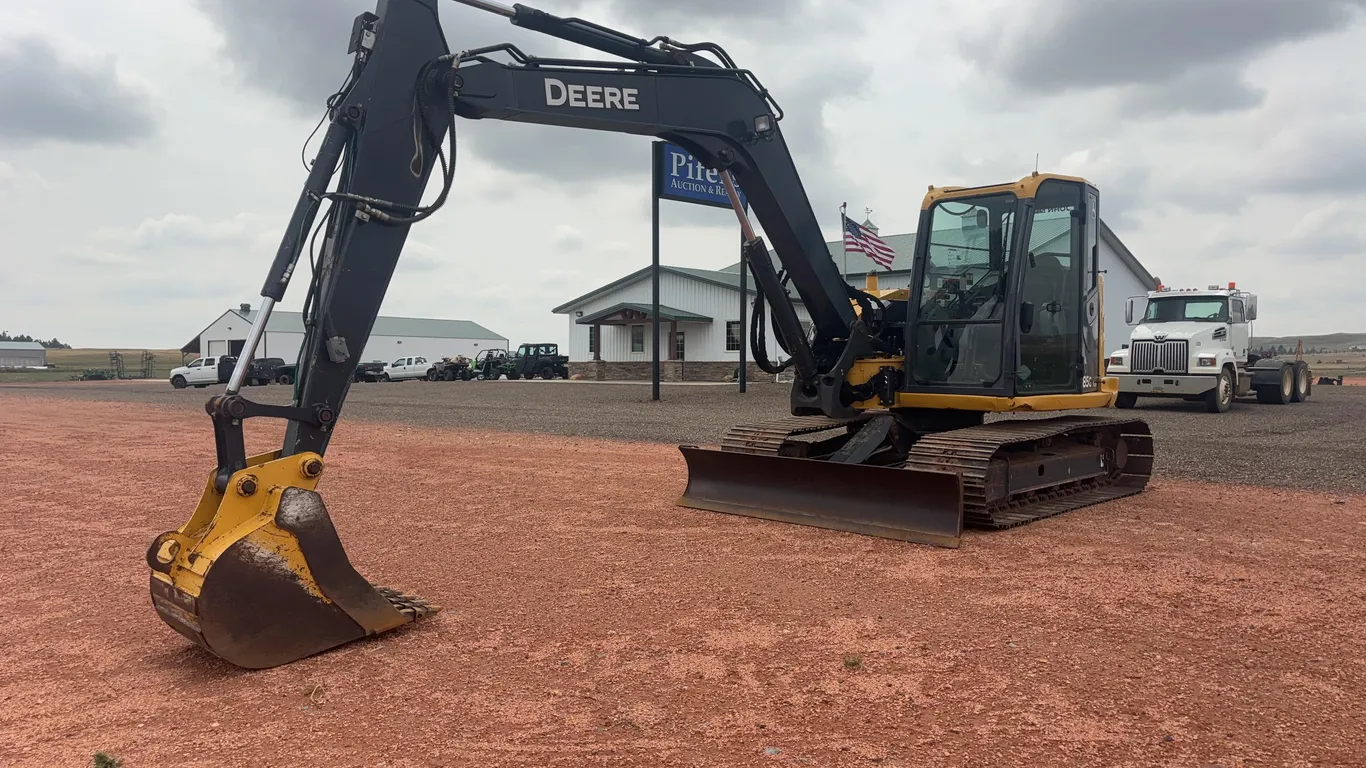 2017 John Deere 85G Excavator