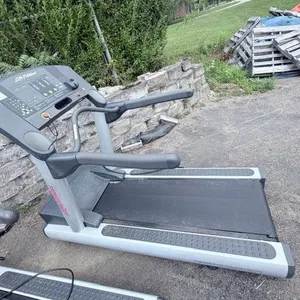 (1) Life Fitness Commercial Treadmill