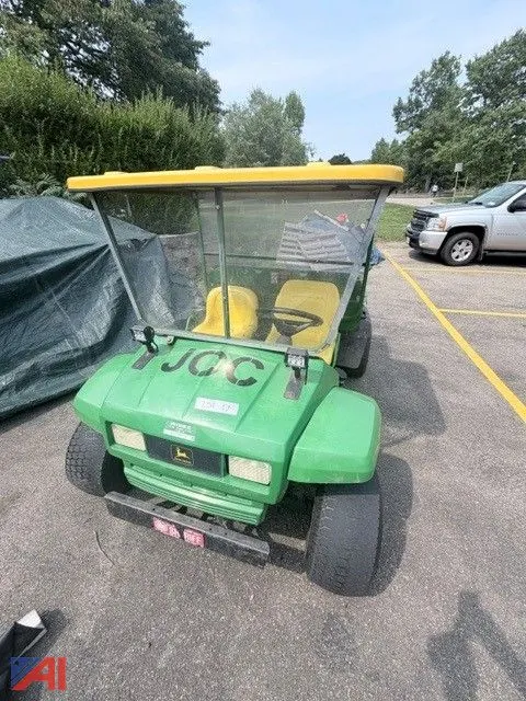 John Deere Gator UTV