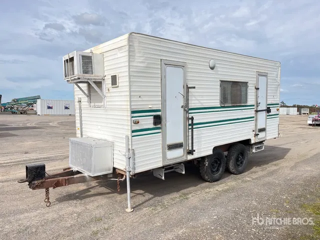 Viscount 5.4 m T/A Travel Trailer
