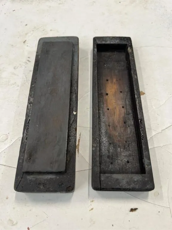 Sharpening stone with case