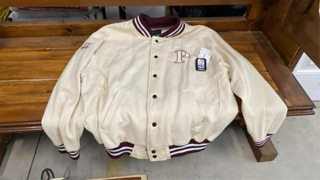 Vintage 1996 Petes Chrysler memorial cup jacket