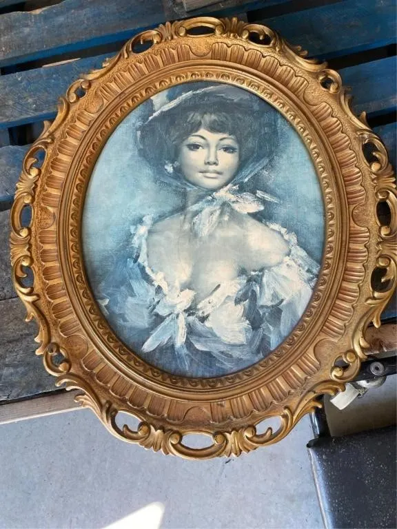 Vintage Lady Danbury oval art print 24x27in