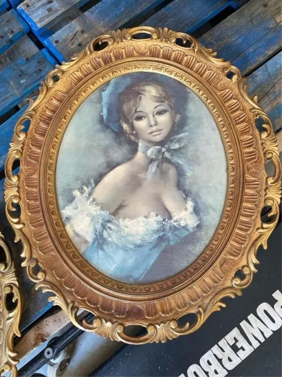 Vintage Lady Danbury oval art print 24x27in