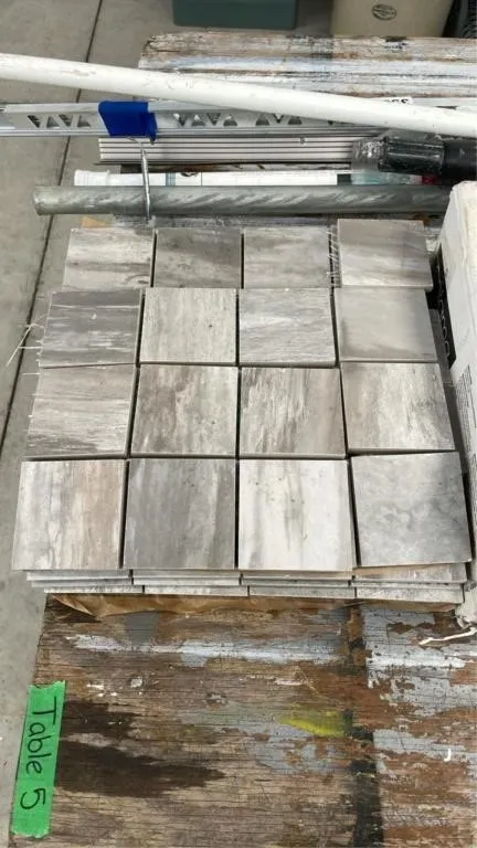 5 sheets of stone-look tiles