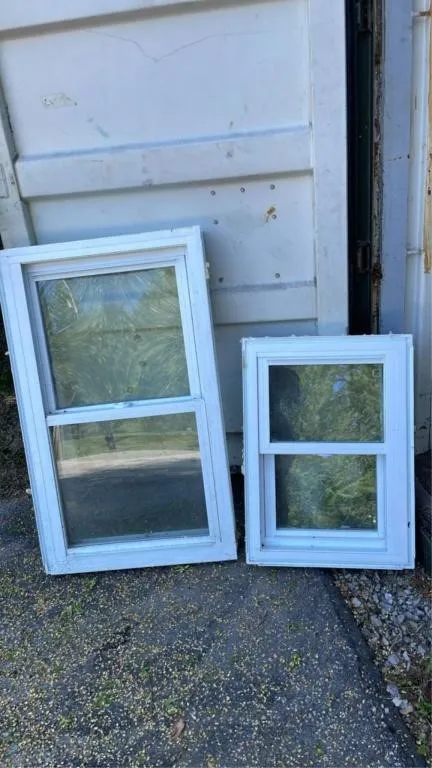 2 windows