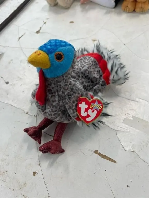2000 Retired Ty Beanie Baby - Lurkey