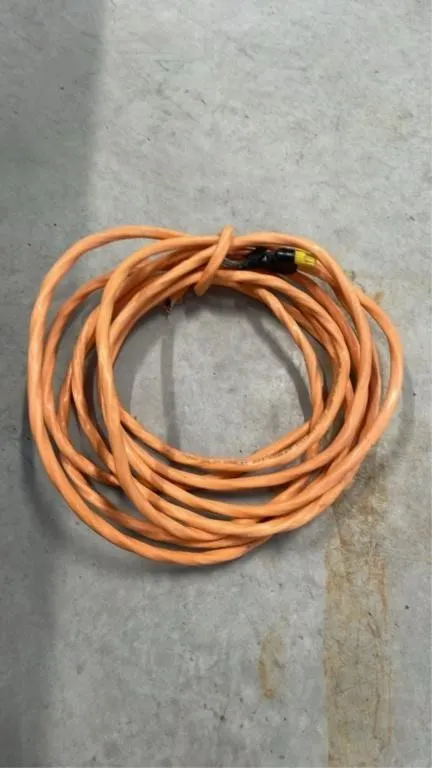 Electrical cables - unknown length, 1/4in d