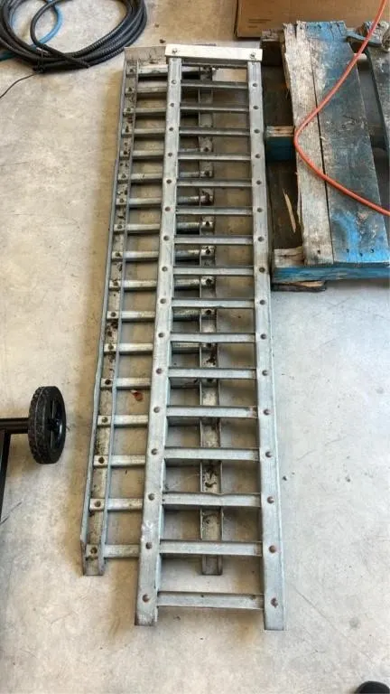 2 68in metal ramps