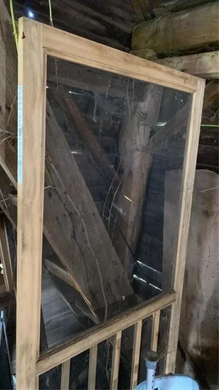 Screen door