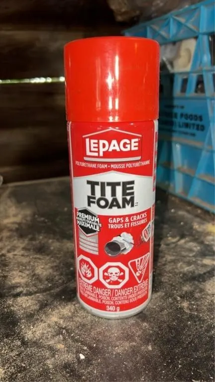 Lepage Tite spray foam - missing sprayer