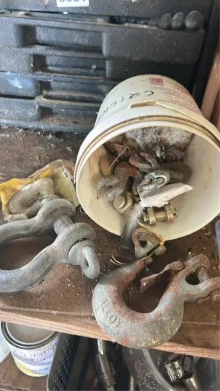 Chain hooks / clevis