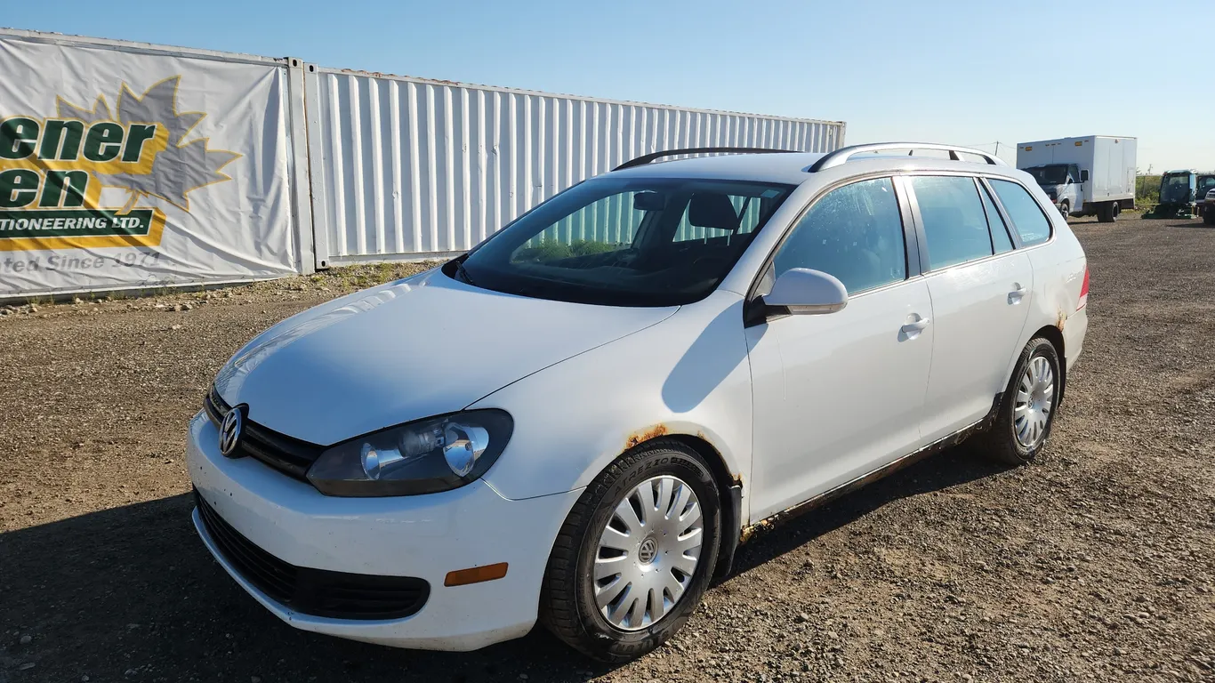2011 Volkswagen Jetta SportWagen SE 4dr Wagon