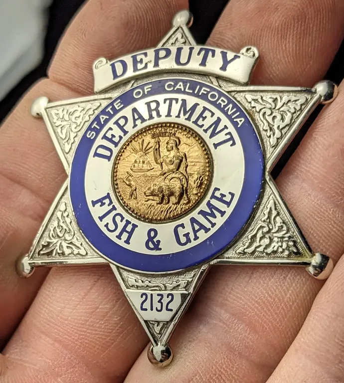 STATE OF CALIFORNIA DEPUTY DEPART FISH & GAME #2132 BADGE