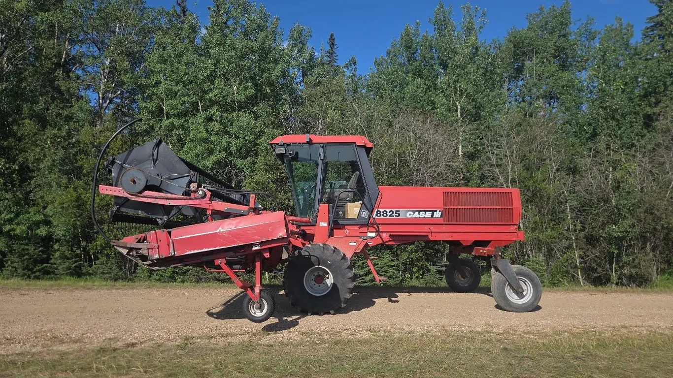 Case 8825 Swather