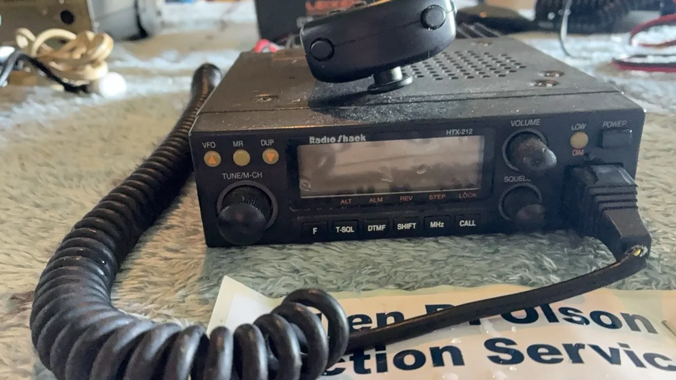 HAM RADIO EQUIPMENTDISPERSAL FOR CLARENCE YOUNG -SOLD OFFSITE EDBERG, AB