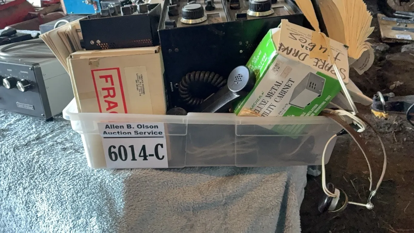 HAM RADIO EQUIPMENT - DISPERSAL FOR CLARENCE YOUNG - SOLD OFFSITE EDBERG, AB