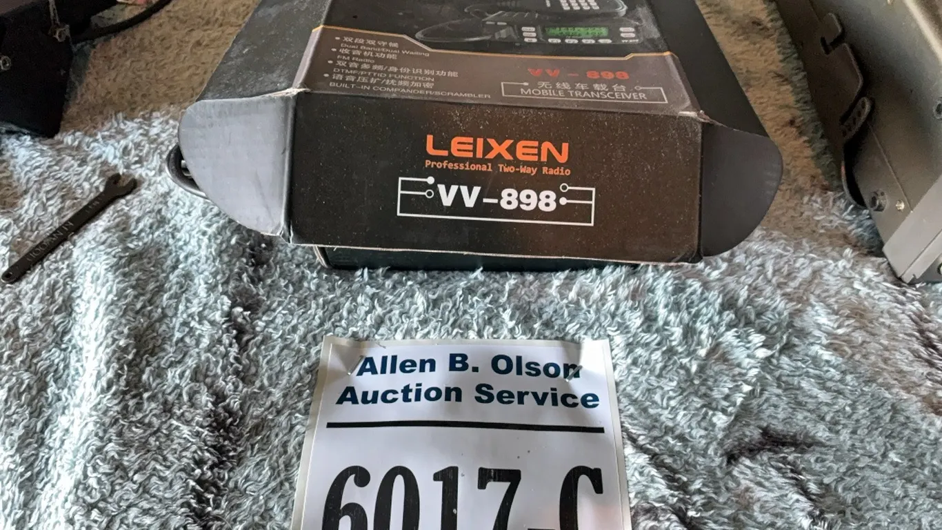 HAM RADIO EQUIPMENT - DISPERSAL FOR CLARENCE YOUNG - SOLD OFFSITE EDBERG, AB