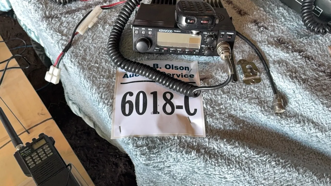 HAM RADIO EQUIPMENT - DISPERSAL FOR CLARENCE YOUNG - SOLD OFFSITE EDBERG, AB