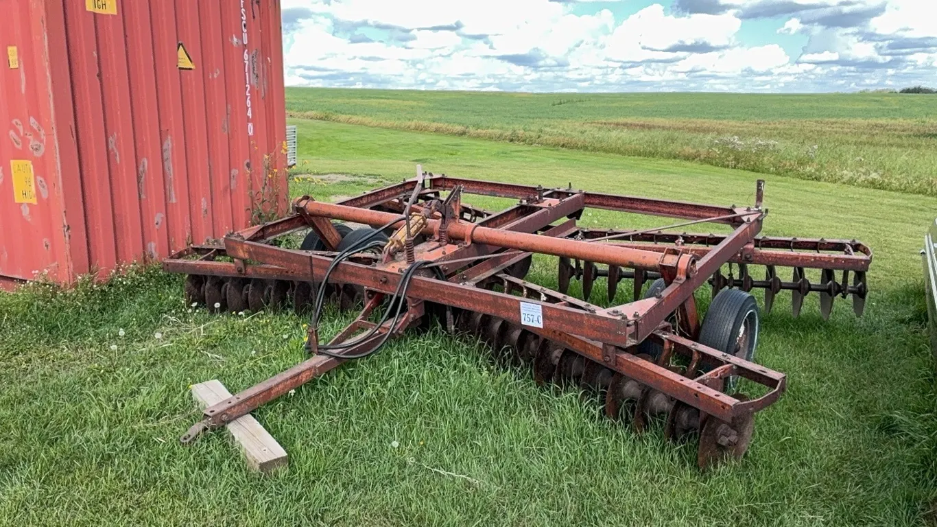 15' DOUBLE FIELD DISC - DISPERSAL FOR CLARENCE YOUNG - SOLD OFFSITE - EDBERG, AB