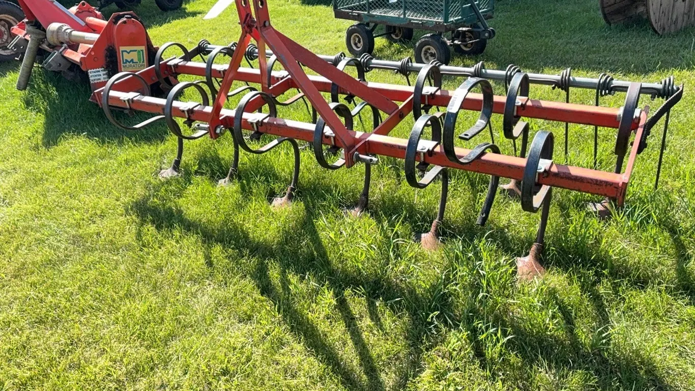 7' 3 PTH S-TINE CULTIVATOR w/ 1 BAR MT HARROW - DISPERSAL FOR CLARENCE YOUNG - SOLD OFFSITE - EDBERG, AB
