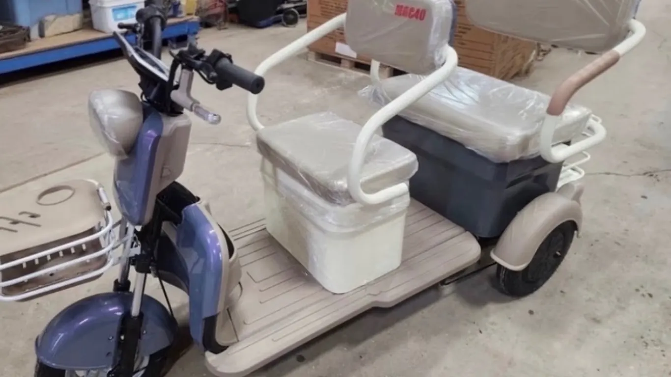 Unused Unassembled 2026 IRGC40 Electric Scooter