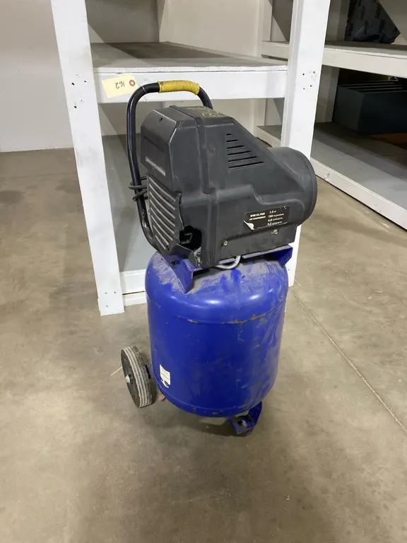 AIR COMPRESSOR
